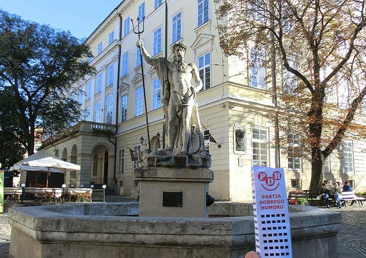 Lwów Ukraina podróże rynek Neptun