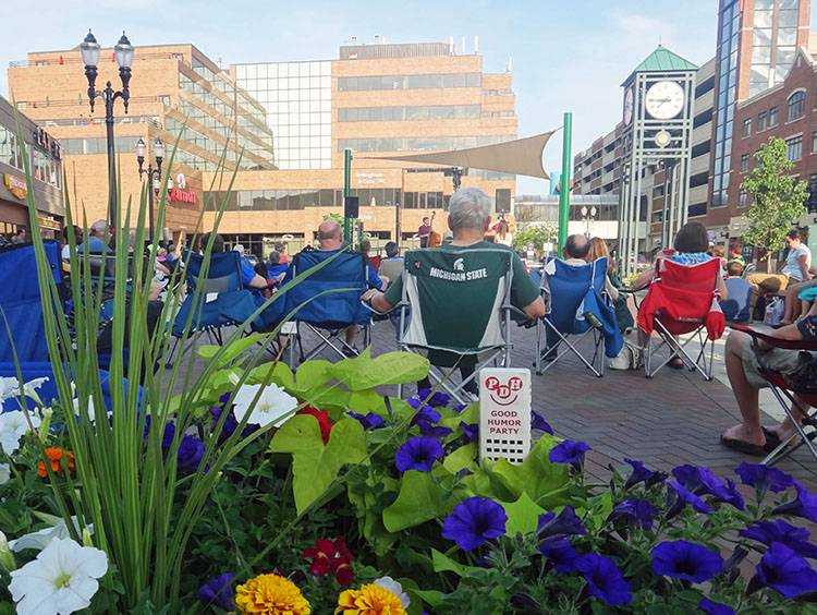 Lansing Michigan ciekawostki USA