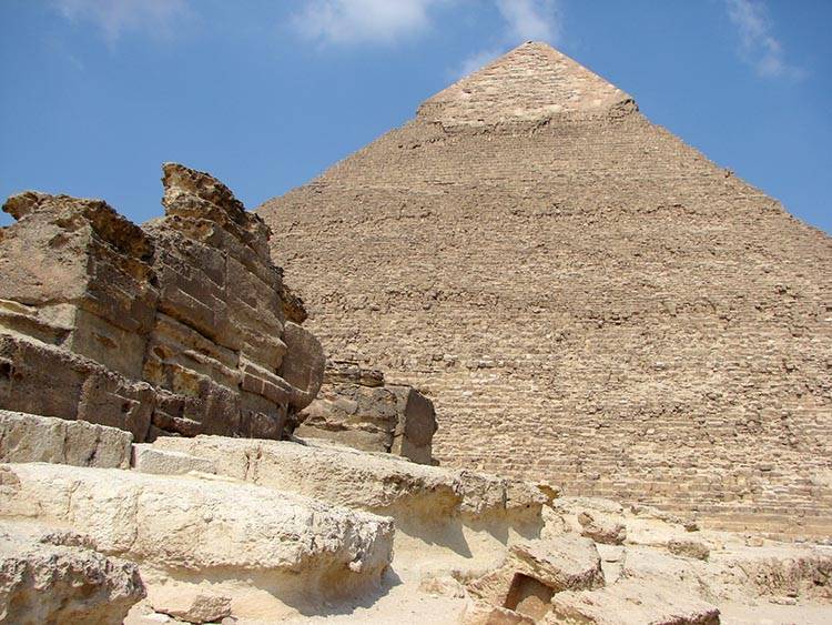 piramidy egipskie ciekawostki Giza Egipt piramida Cheopsa