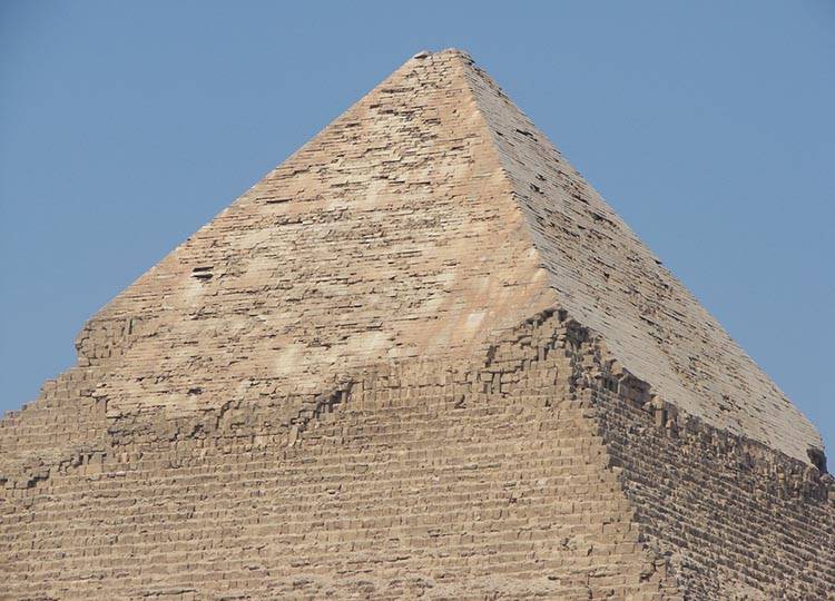 piramidy egipskie ciekawostki Giza Egipt piramida Cheopsa