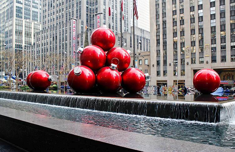 bombki choinkowe ciekawostki o bombkach choinkowych ozdoby Boże Narodzenie choinka Nowy Jork Rockefeller Center