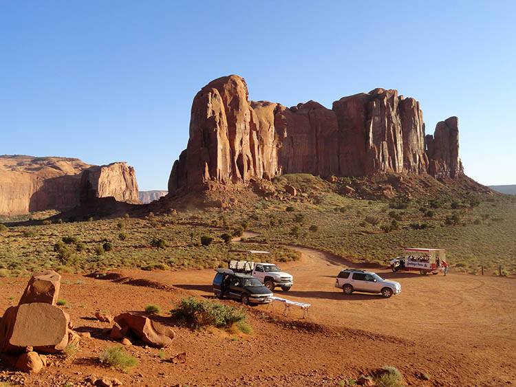 formacje skalne Monument Valley dolina pomnikow Utah USA podróże atrakcje pustynia skały