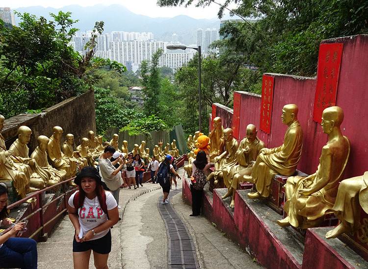 10 tysięcy buddów Hongkong atrakcje
