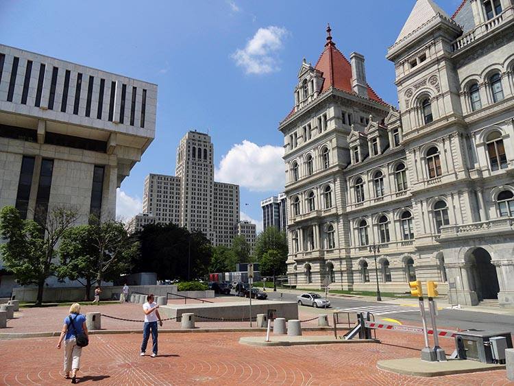 kapitol miasto Albany Nowy Jork USA ciekawostki atrakcje