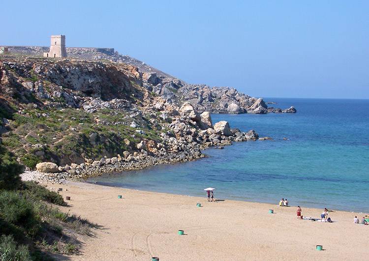 plaża Golden Bay na Malcie
