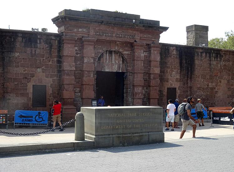 Castle Clinton Battery Park Nowy Jork ciekawostki NYC