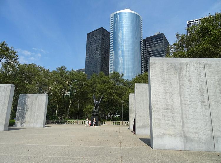 pomnikBattery Park Nowy Jork ciekawostki NYC