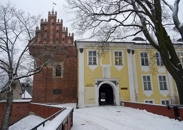 Muzeum Warmii i Mazur Olsztyn ciekawostki atrakcje zabytki