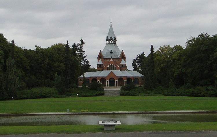 Cmentarz Centralny-szczecin ciekawostki cmentarze groby kaplica