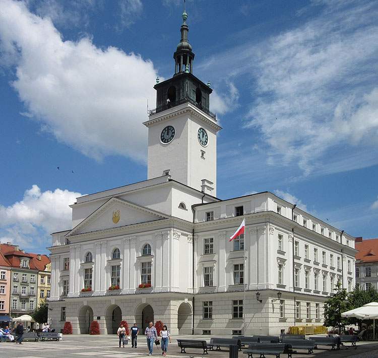 ratusz Kalisz ciekawostki atrakcje zabytki