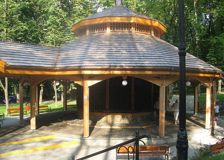 tężnia solankowa uzdrowisko Rabka-Zdrój ciekawostki Park Zdrojowy