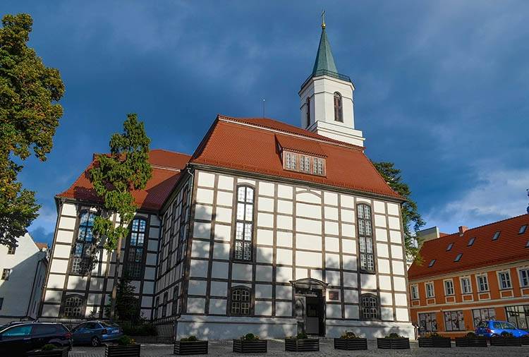 Kościół Matki Boskiej Częstochowskiej Zielona Góra ciekawostki