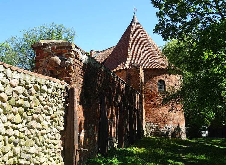 Nidzica ciekawostki zamek krzyżacki
