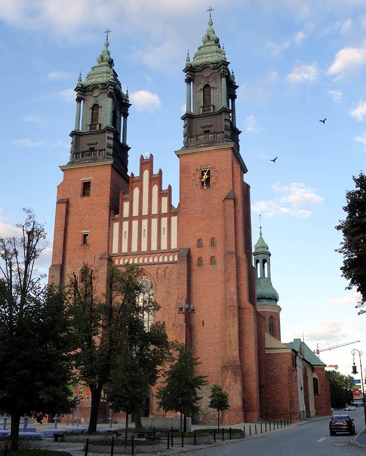 Katedra Ostrów Tumski Poznań ciekawostki