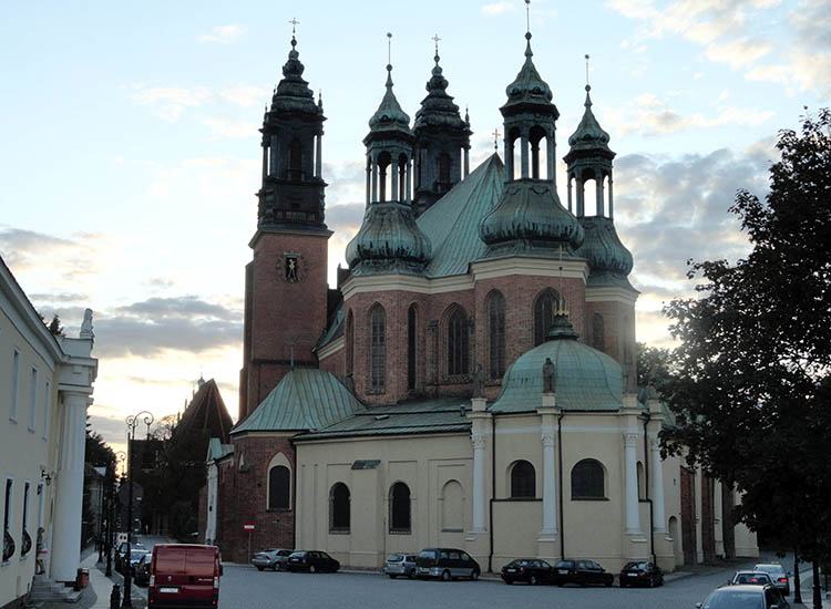 Katedra Ostrów Tumski Poznań ciekawostki