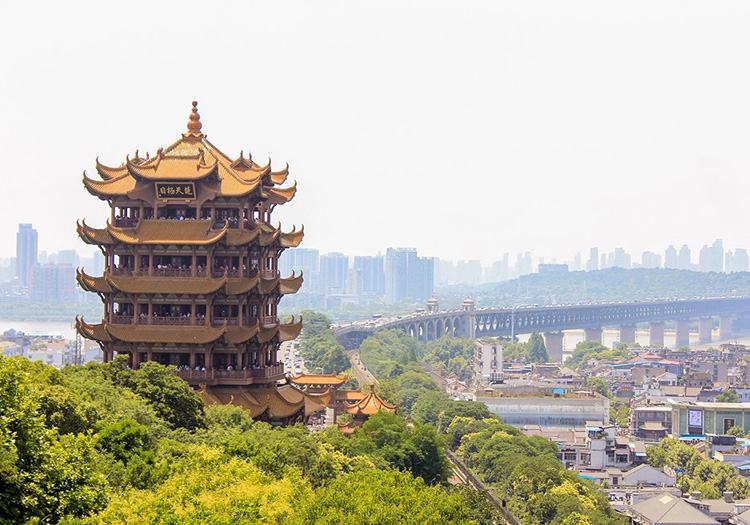 Wieża Żółtego Żurawia miasto Wuhan Chiny ciekawostki koronawirus