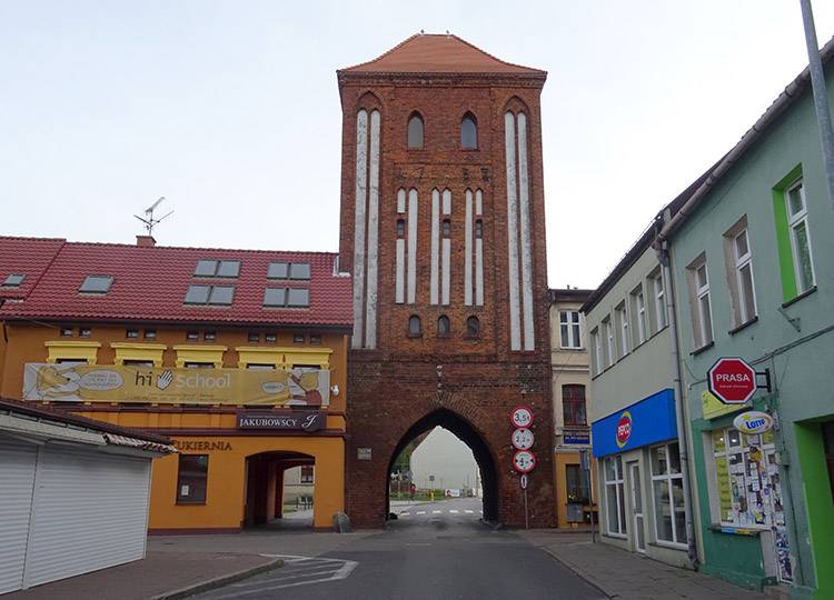 Wysoka Brama Darłowo ciekawostki atrakcje zabytki