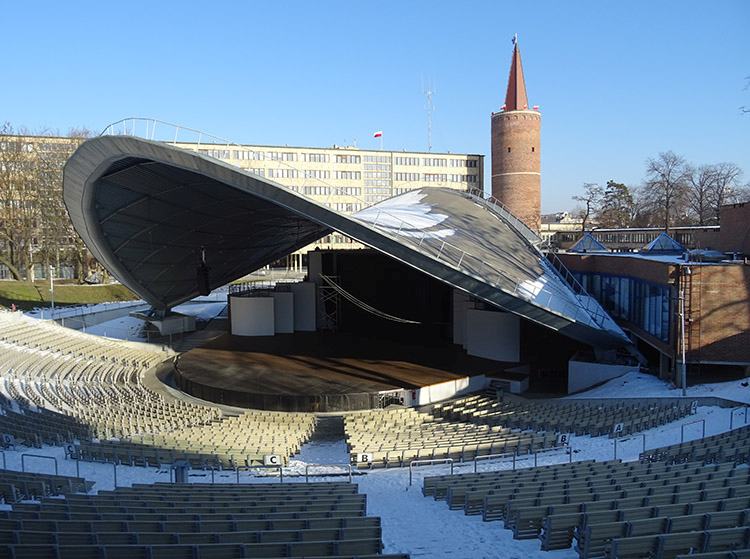 amfiteatr Wieża Piastowska festiwal piosenki Opole ciekawostki zabytki atrakcje