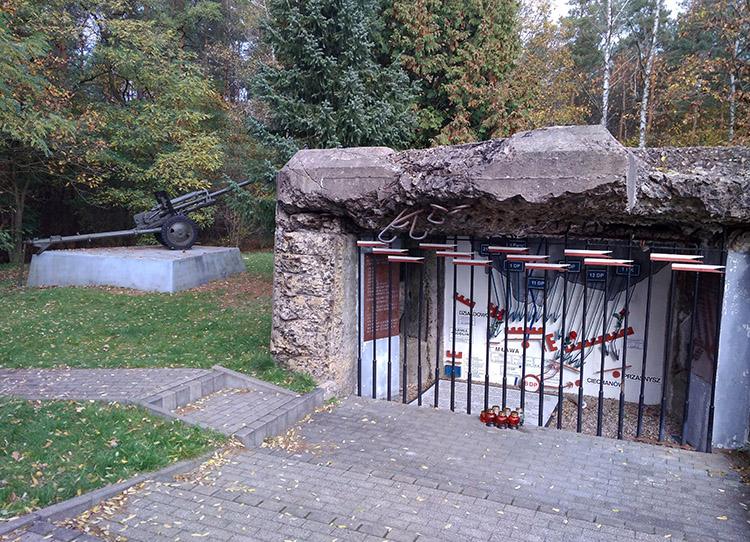 bunkier Uniszki Zawadzkie Bitwa pod Mławą Mława ciekawostki