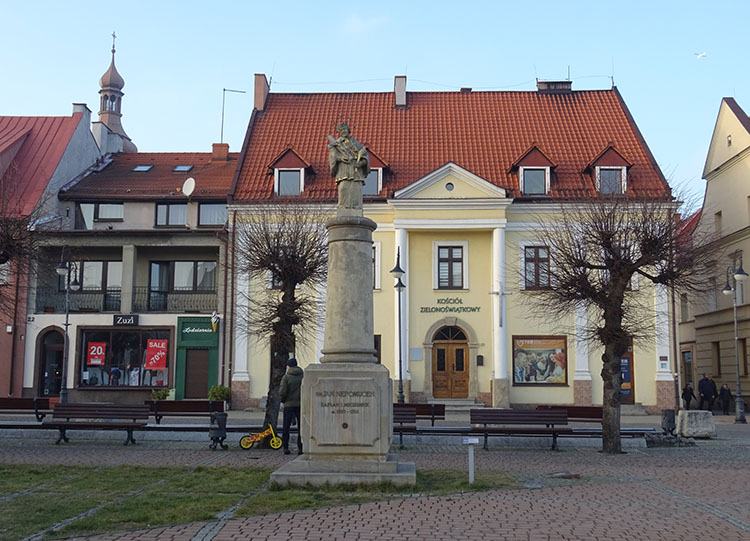 figura św. Nepomucena kościół zielonoświątkowy miasto Żory ciekawostki historia atrakcje