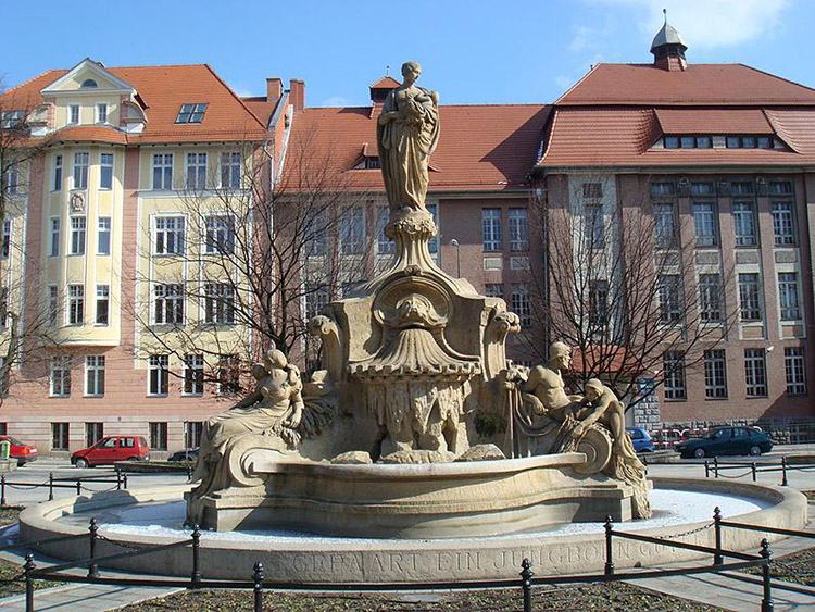 fontanna Ceres Opole ciekawostki zabytki atrakcje