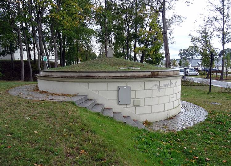 grota Adama Naruszewicza Janów Podlaski ciekawostki