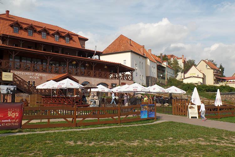 jezioro wakacje Ryn ciekawostki atrakcje Mazury