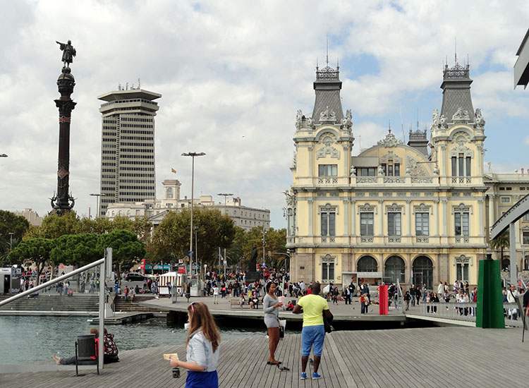 pomnik Kolumba Barcelona ciekawostki