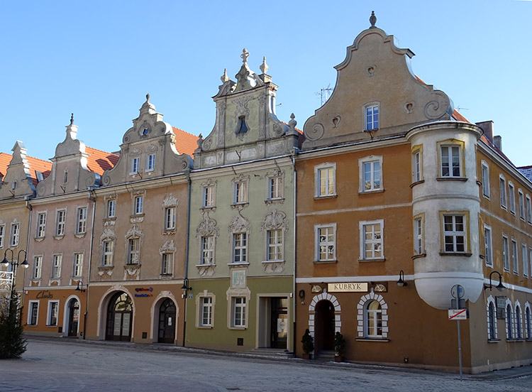 rynek kamienice Opole ciekawostki zabytki atrakcje