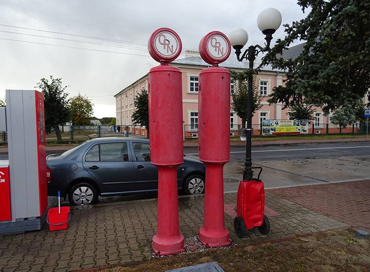 zabytkowa stacja benzynowa CPN Janów Podlaski ciekawostki