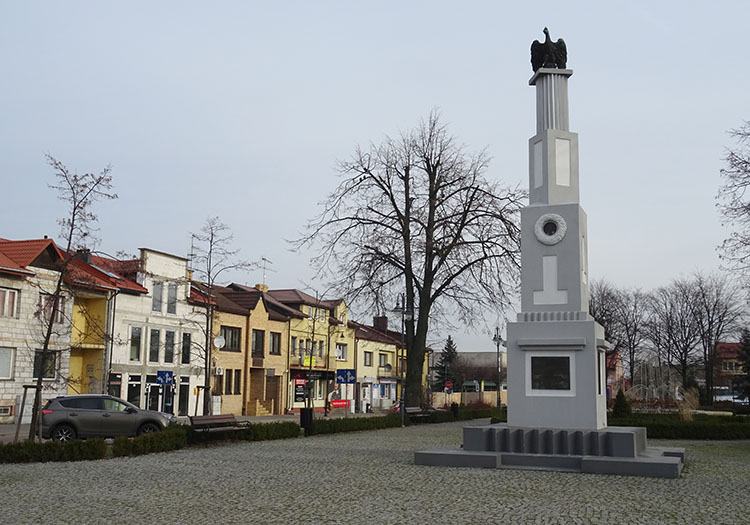 Rynek Piłsudskiego Wysokie Mazowieckie atrakcje zabytki ciekawostki