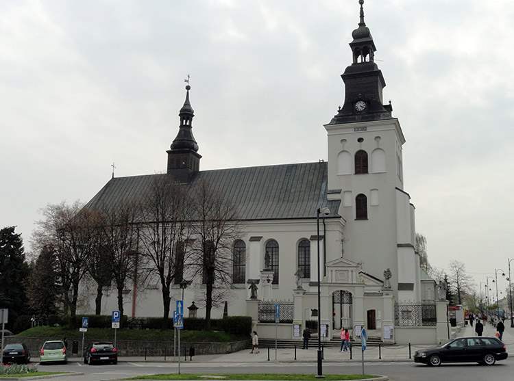 kościół bernardynów w Piotrkowie Trybunalskim zabytki kościoły