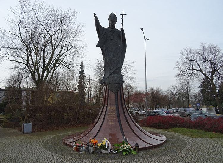 pomnik Jan Paweł II kościół Zambrów ciekawostki atrakcje zabytki