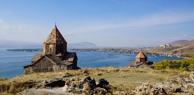 Sevan klasztor Armenia ciekawostki zabytki atrakcje historia