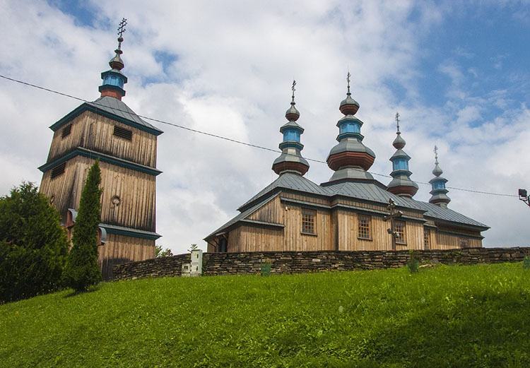 drewniana cerkiew Szlak Architektury drewnianej góry Bieszczady ciekawostki