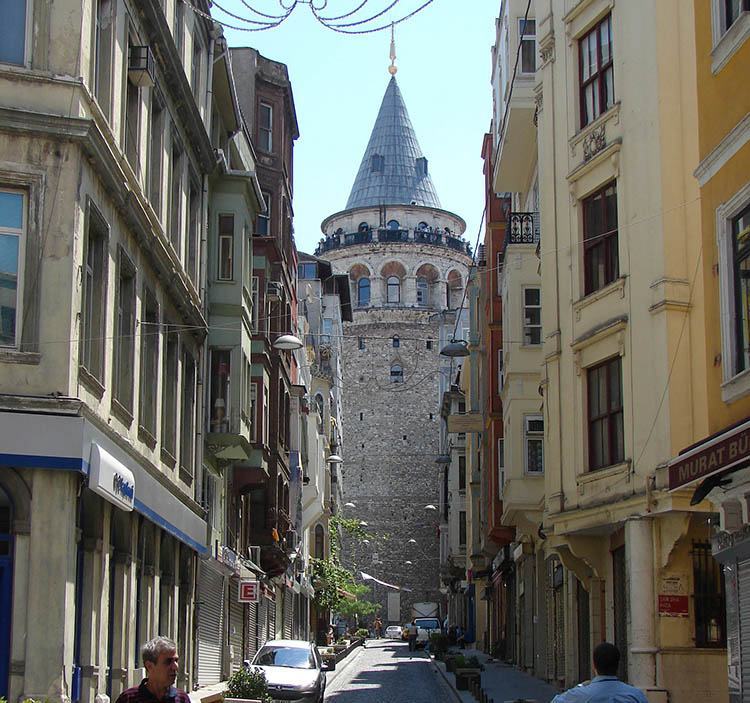 wieża Galata Stambuł ciekawostki atrakcje zabytki
