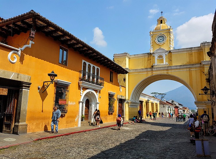 Antigua Gwatemala ciekawostki atrakcje