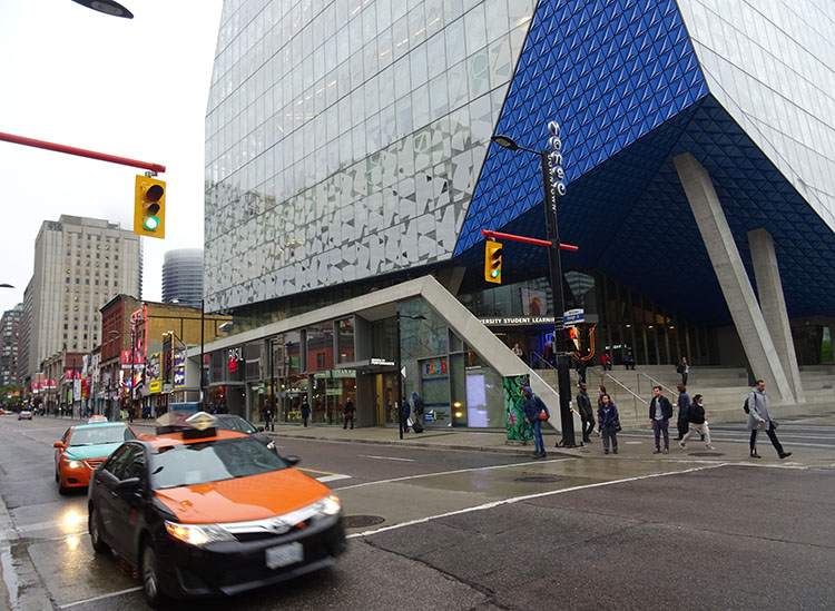 Ryerson University Uniwersytet Toronto ciekawostki Kanada atrakcje