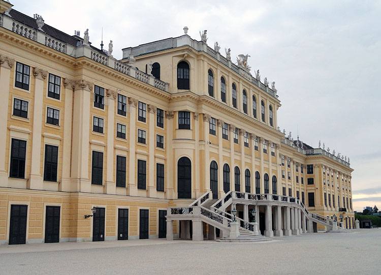 Shonbrunn Wiedeń ciekawostki Austria zabytki atrakcje