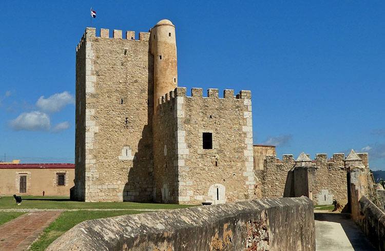 fort Ozaleza Santo Domingo ciekawostki Dominikana atrakcje stolica miasto