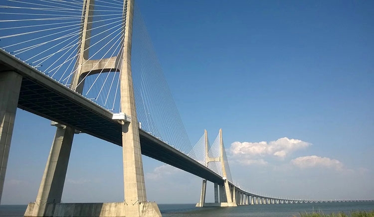 most Vasco da Gama Lizbona ciekawostki Portugalia atrakcje zabytki