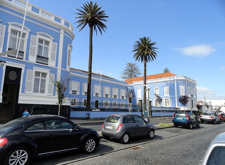 pałac rząd wrota Ponta Delgada ciekawostki Sao Miguel Azory atrakcje