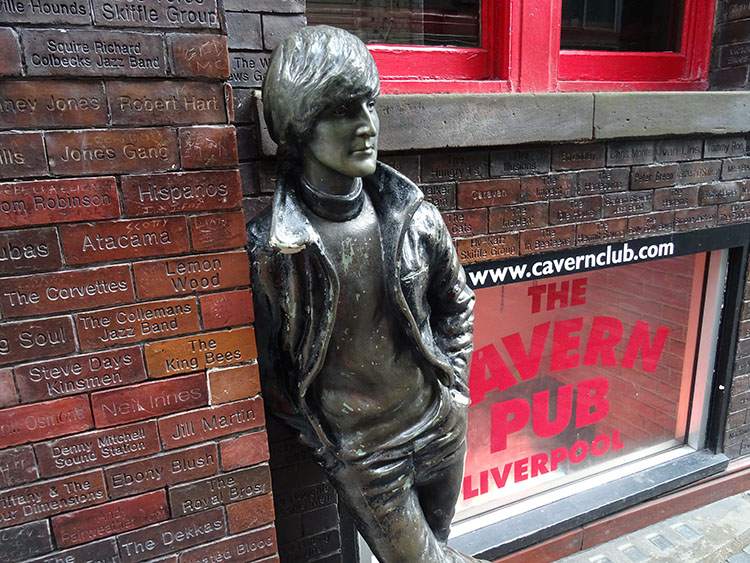 Cavern klub zespół The Beatles ciekawostki Beatlesi Liverpool