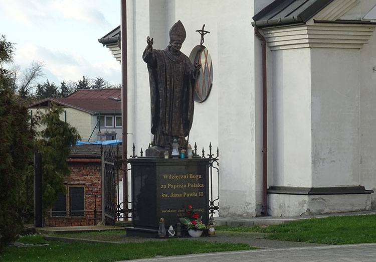 Jan Paweł II pomnik w Kazimierzy Wielkiej