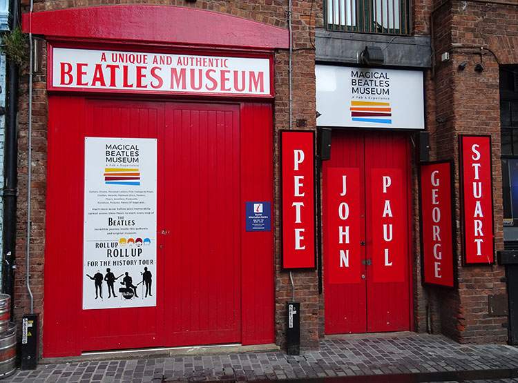 zespół The Beatles ciekawostki Beatlesi Liverpool