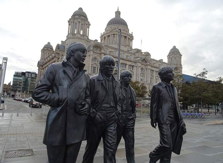 zespół The Beatles ciekawostki Beatlesi Liverpool