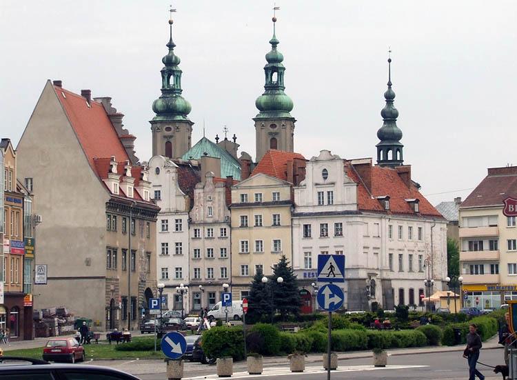rynek Nysa ciekawostki zabytki