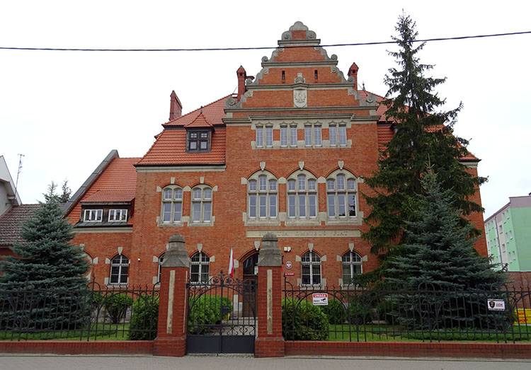 sąd Chodzież ciekawostki atrakcje