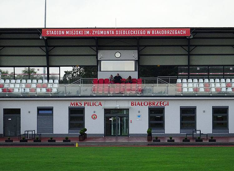 MKS Pilica stadion Białobrzegi ciekawostki atrakcje zabytki