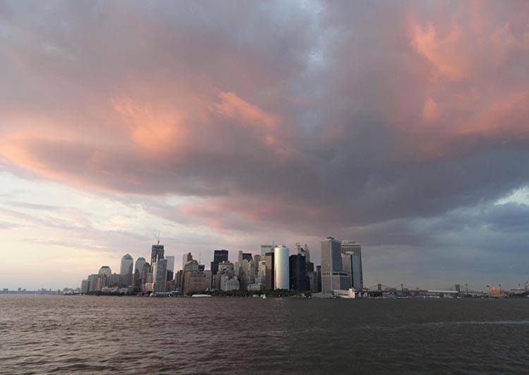 Nowy Jork Manhattan chmury